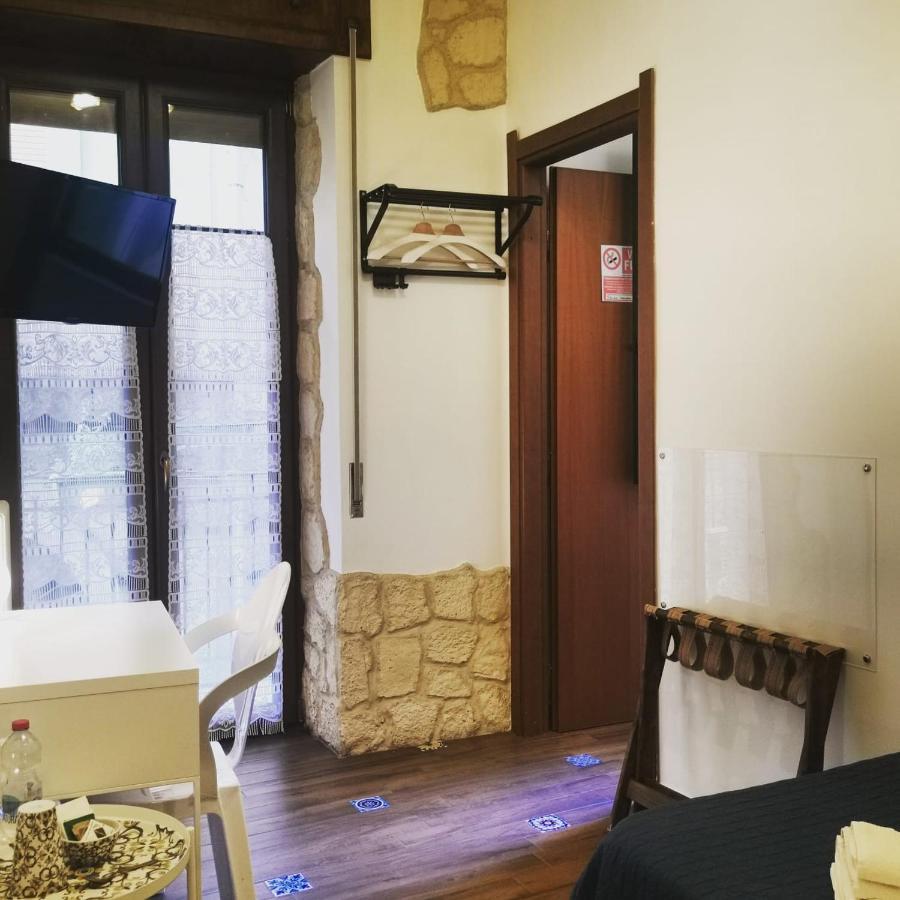 Bed and Breakfast Del Centro Энна Экстерьер фото