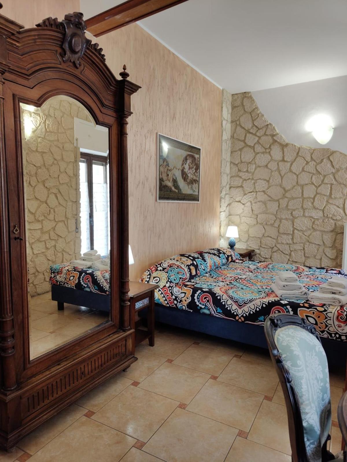 Bed and Breakfast Del Centro Энна Экстерьер фото